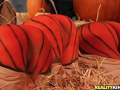 Nasty guy offered his rock hard dick to a sexy girl he just met in the street